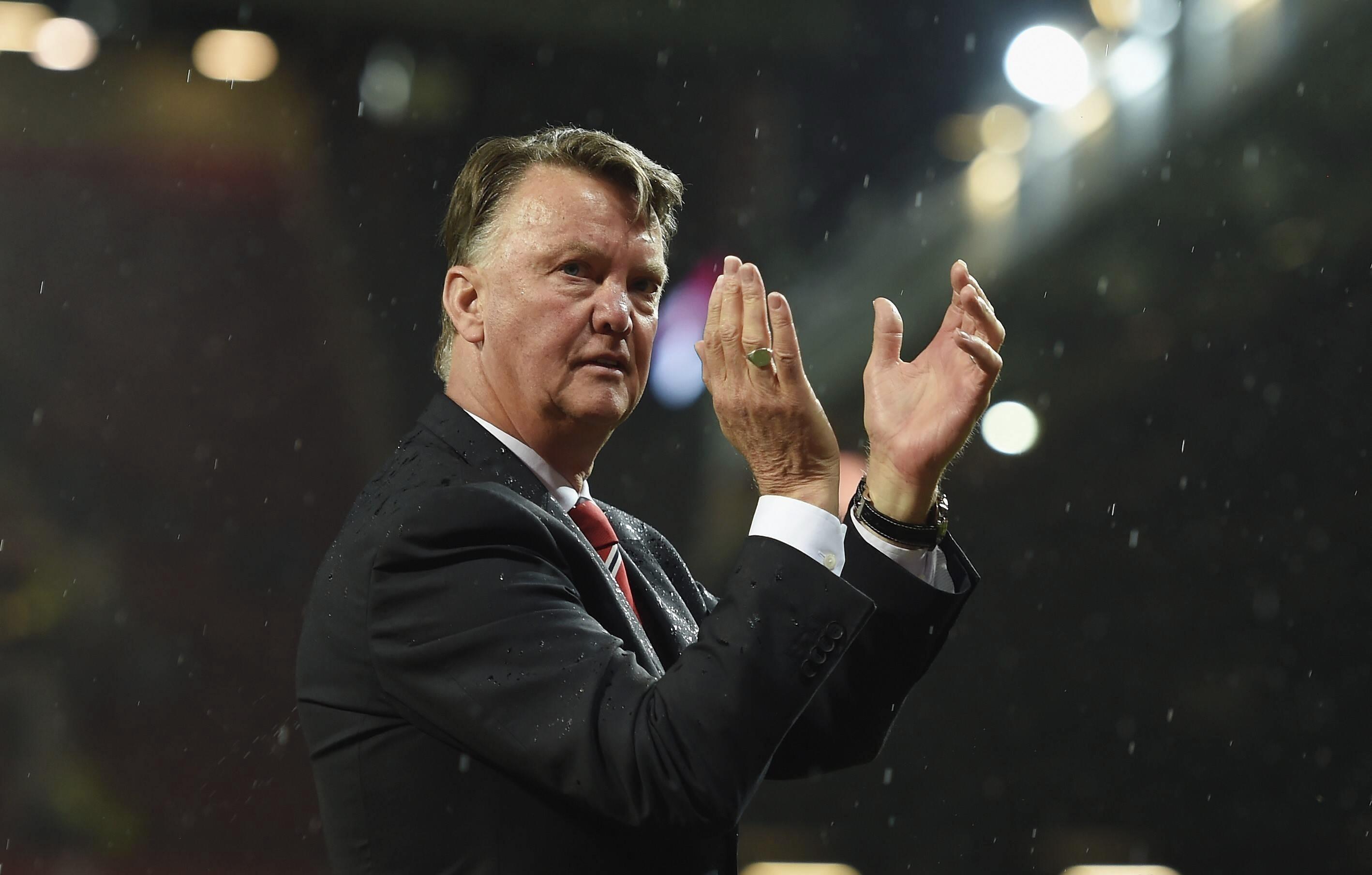 荷甲集结日再迎强敌,纽约尼克斯迎来里程碑,主帅态度:引发热议,身体对抗强度拉满的简单介绍-问鼎网页