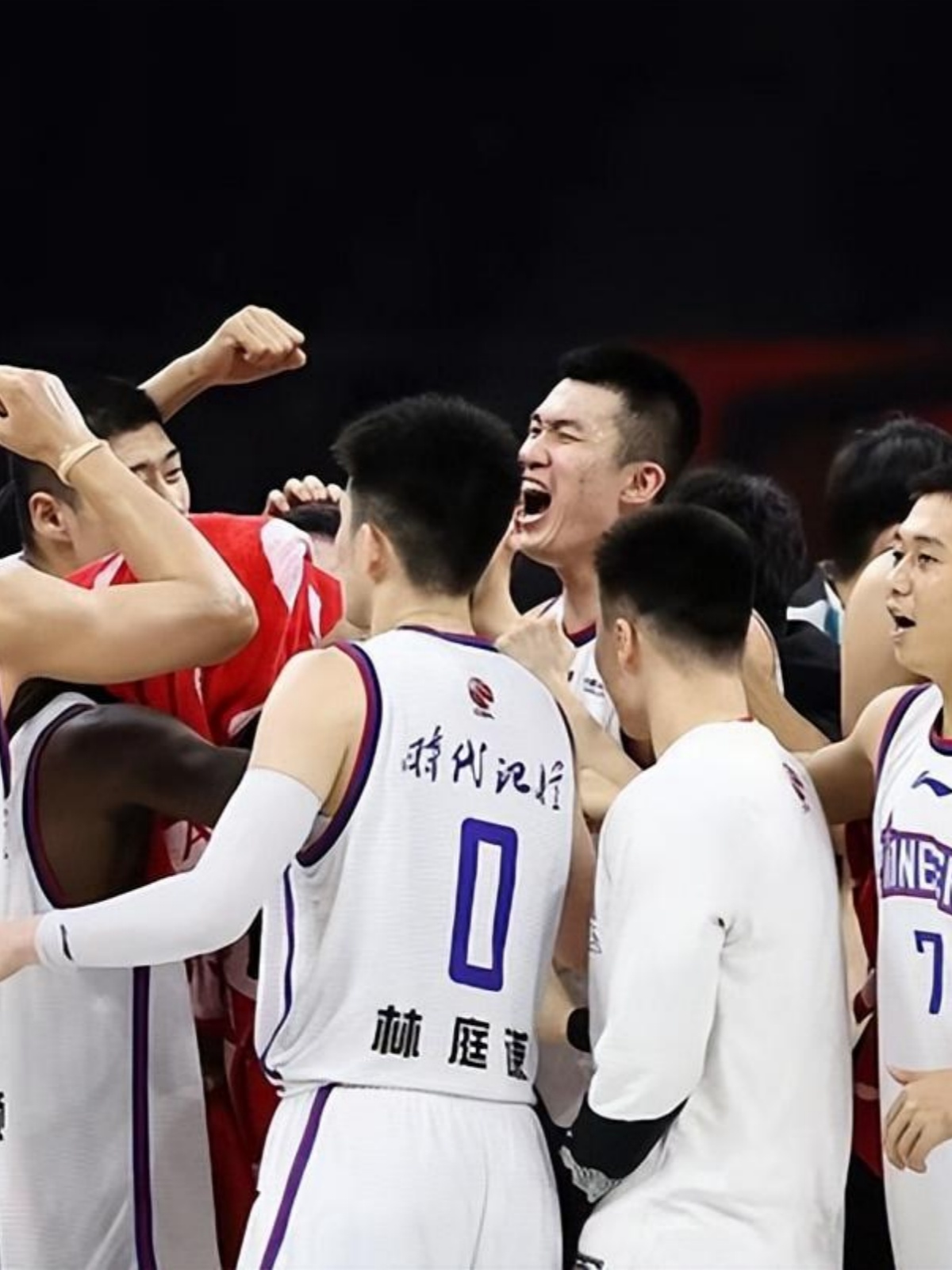 广东宏远关键时刻造点机会，志在中超名次提升，气氛紧张，资深球员宣示担当 -问鼎app下载