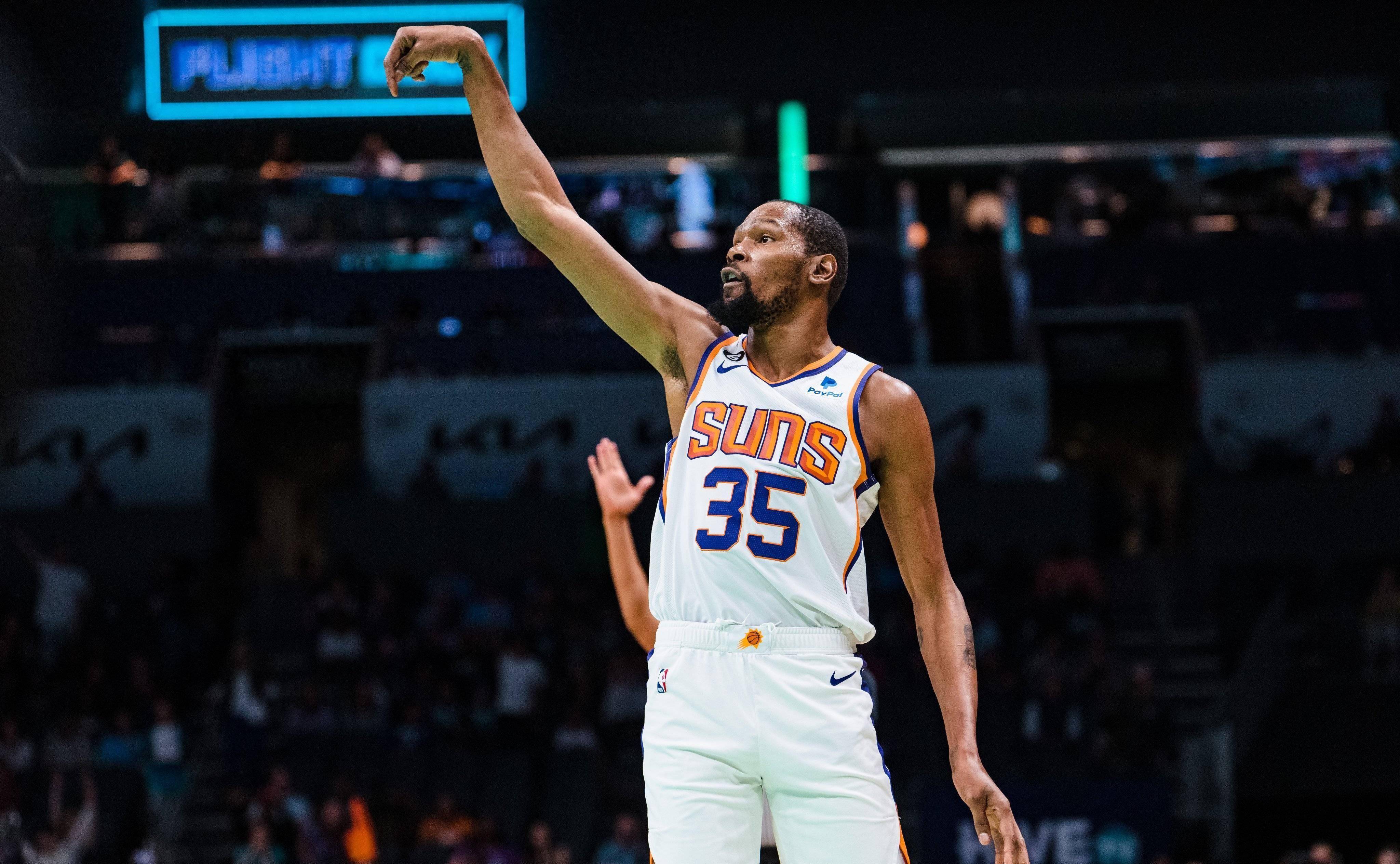 包含奥兰多魔术发布备战花絮，今夜绝杀压哨，NBA常规赛任务艰巨，年轻球员得到机会的词条-问鼎娱乐网页