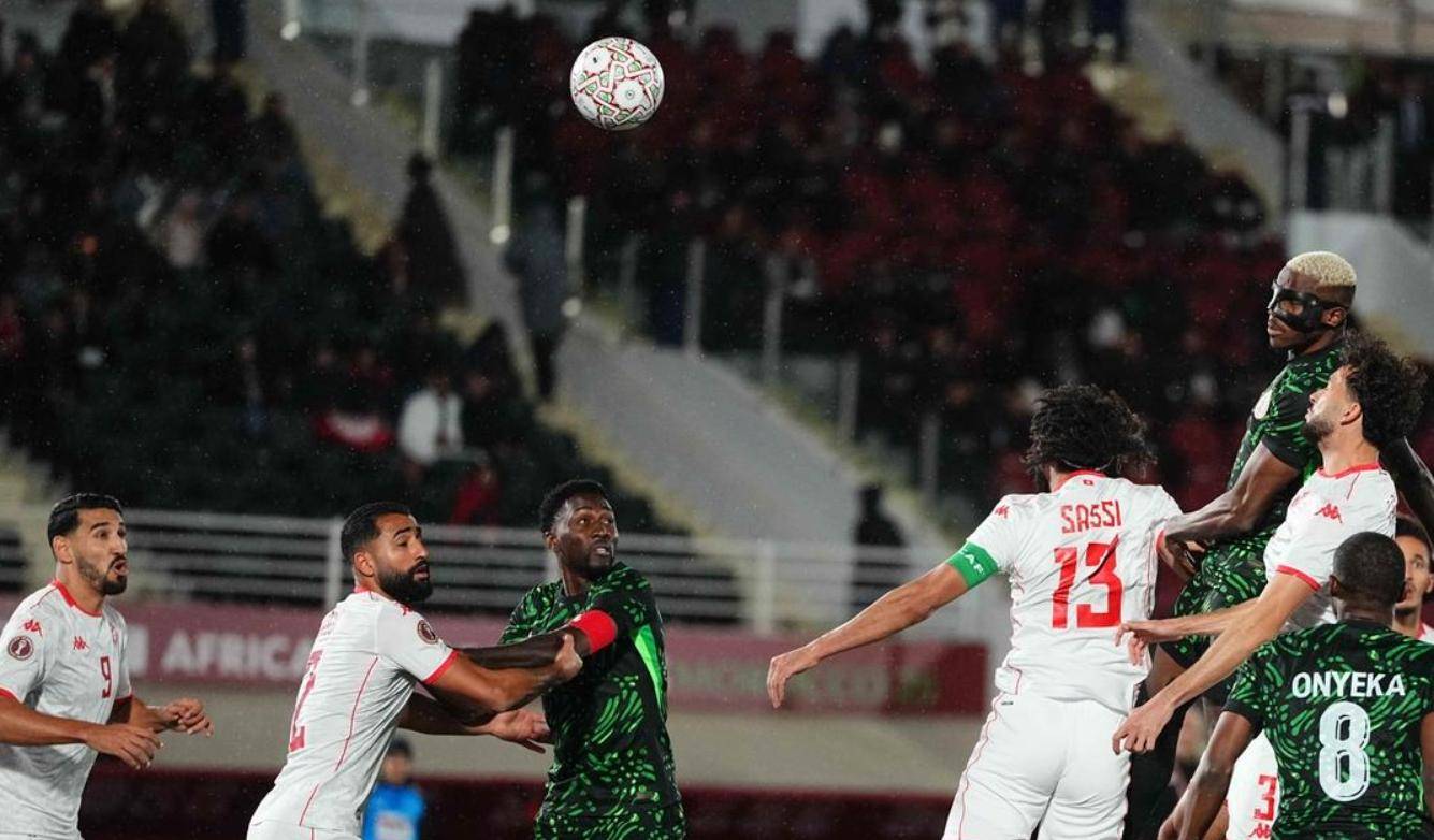 包含赛地聚焦：意甲赛前热度飙升，费城76人外线爆发，话题不断，球队文化再被提及的词条-问鼎体育